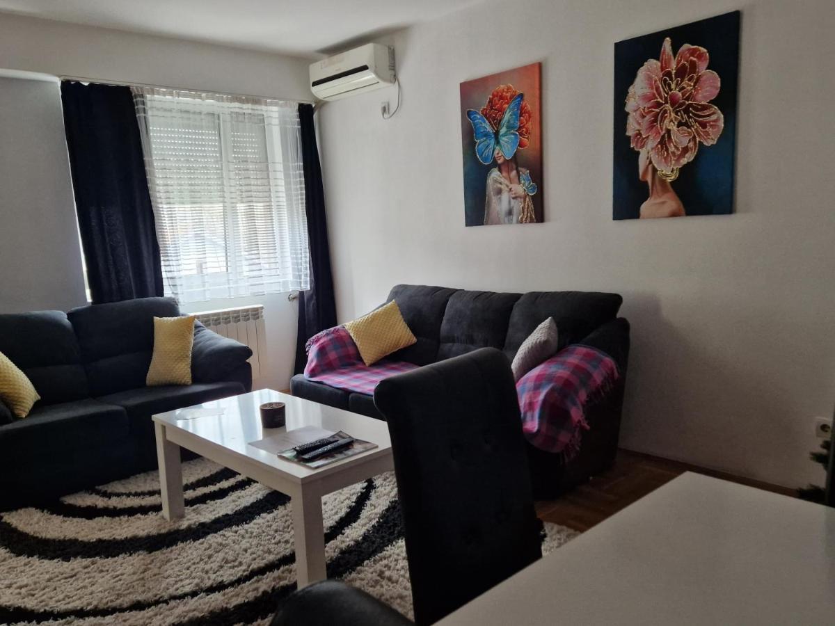 Centar S Apartment Nis Exterior photo